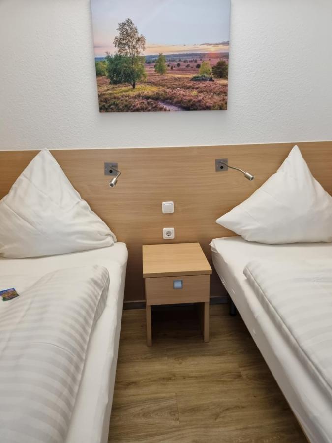 Café und Pension Höpen Idyll Schneverdingen Extérieur photo